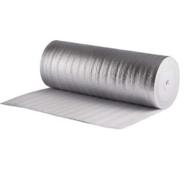teploizolacia-iz-vspenenogo-polietilena-plsk-5mm-125msamokleasaasa-metallizirovannaa